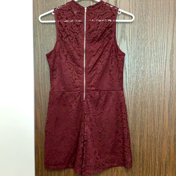 Garage maroon lace romper - Picture 2 of 3
